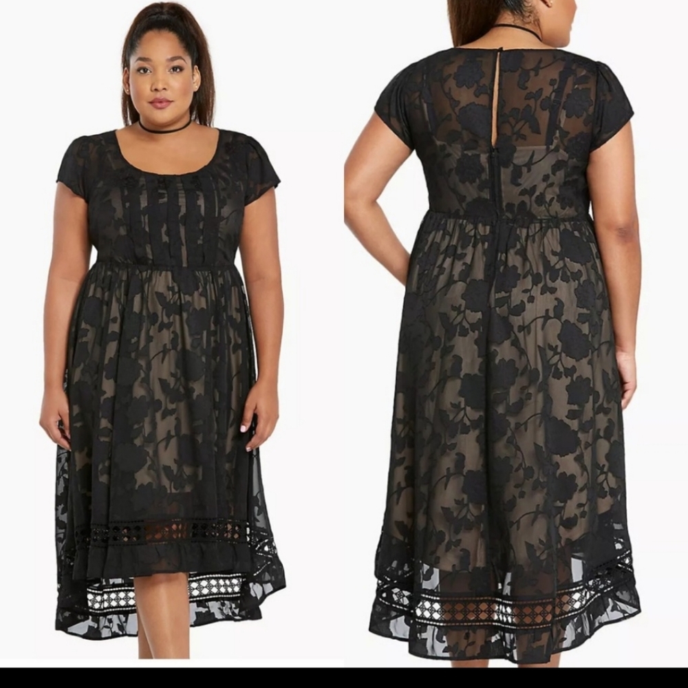 NEW WITH TAGS black floral hi-lo dress